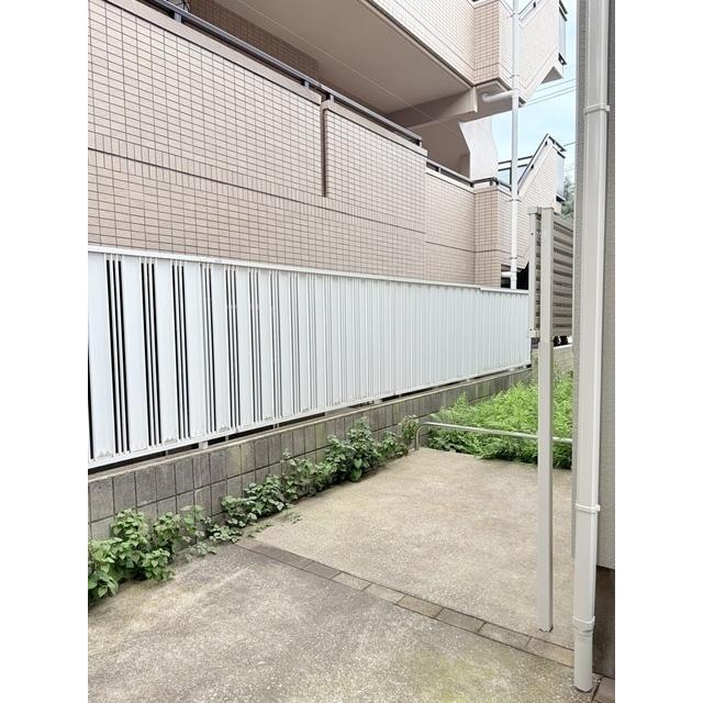ファミーユ山手