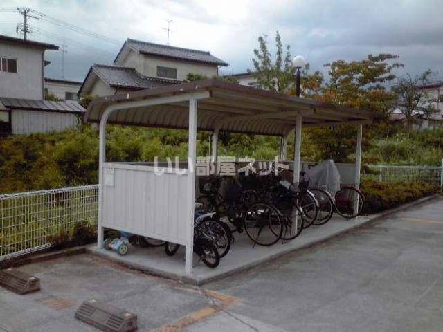 トゥー・ル・モンドI