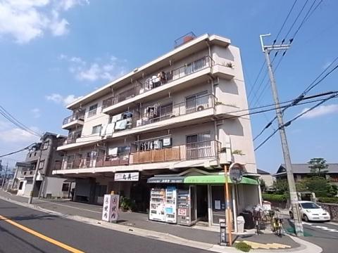 川田ハイツ