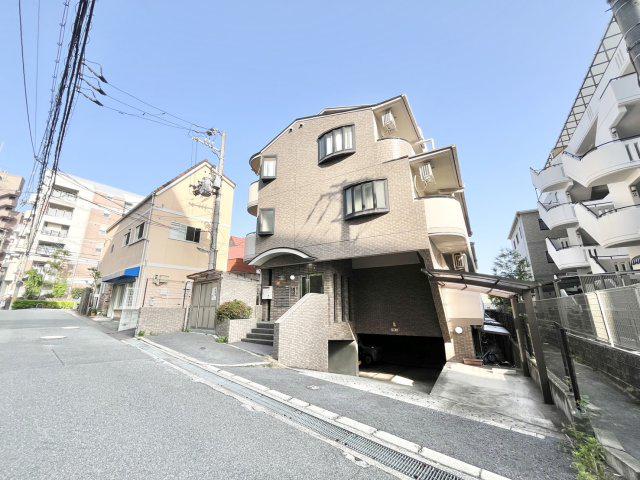メゾンソレイユ