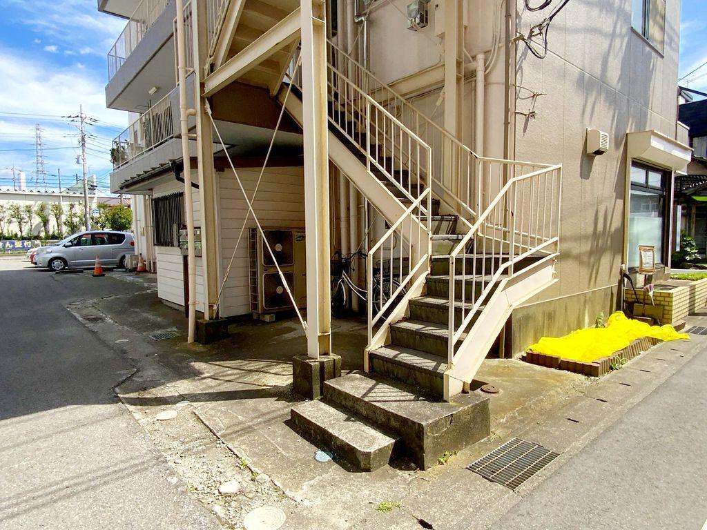 平八ビル102(2K/3階)の外観写真