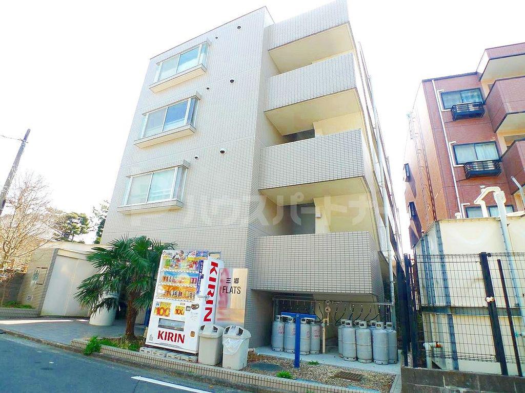 三郷FLATS