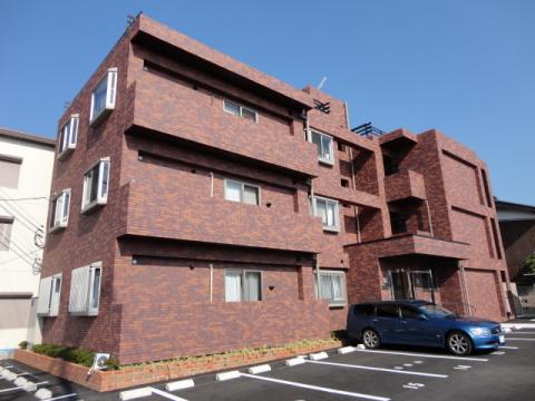 MAISON PLAZA