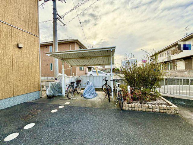 アルファB棟