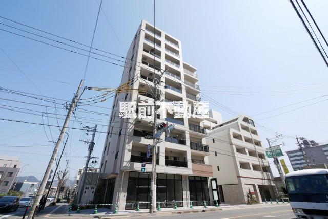 アルティザ春日原駅前クロス