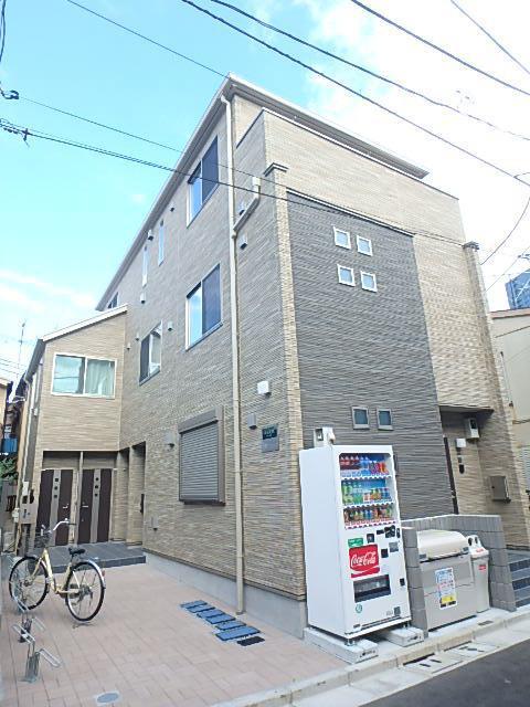 ファミーユ要町
