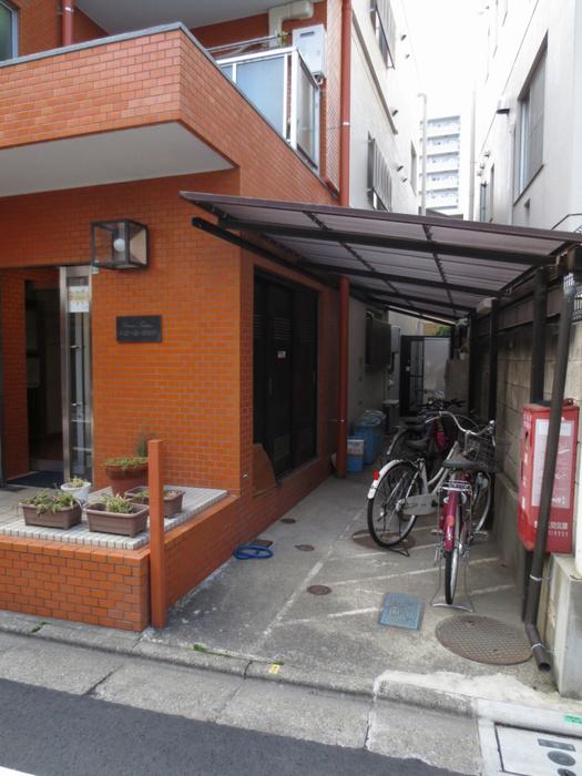 ドミールタカツ