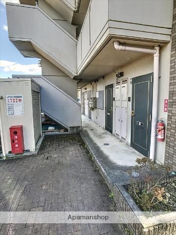 ファミール井ヶ谷B