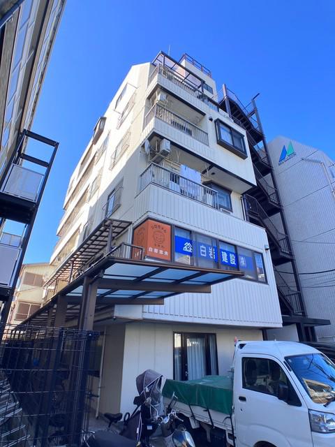 白岩ビル