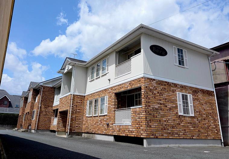 青森県十和田市 2階建 築25年