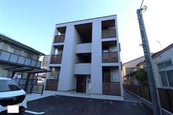LA MAISON 表町