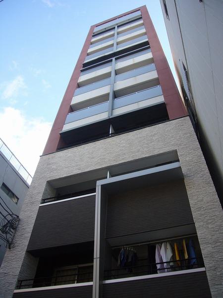 地下鉄谷町線 南森町駅 徒歩5分 11階建 築18年