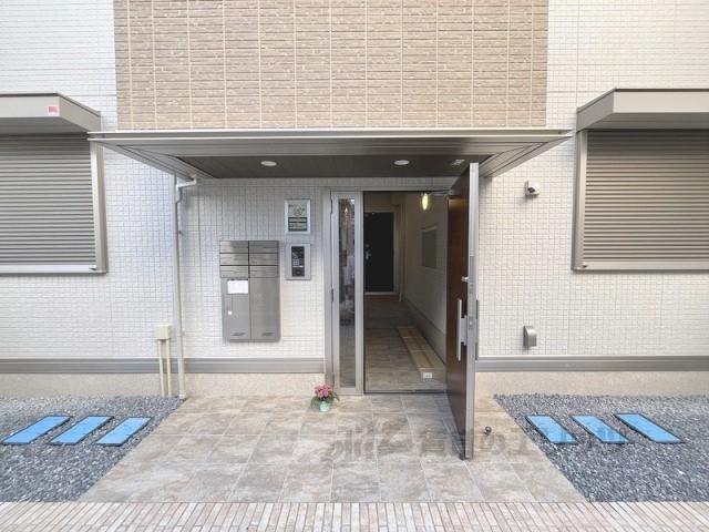 ファミリアーレ城陽