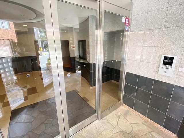 地下鉄御堂筋線 西中島南方駅 徒歩5分 9階建 築25年