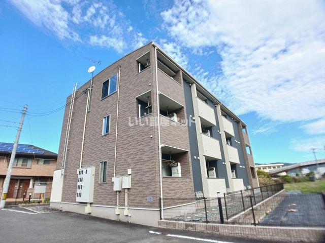 広島県三次市 3階建 築11年