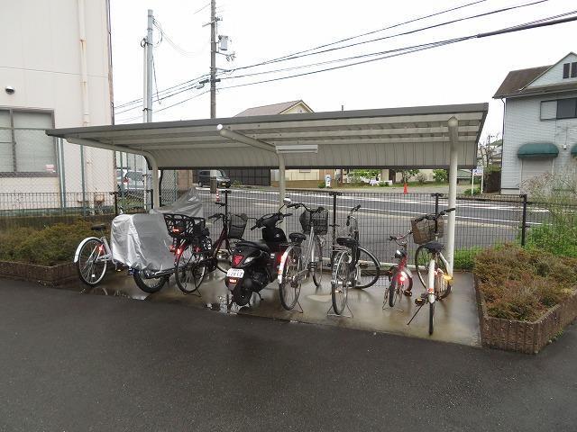 モダンコート曽根 A棟