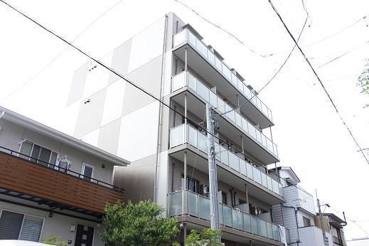 ESPLANADE 