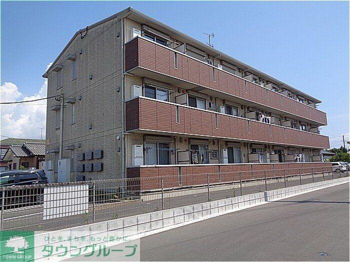 イーストパレス