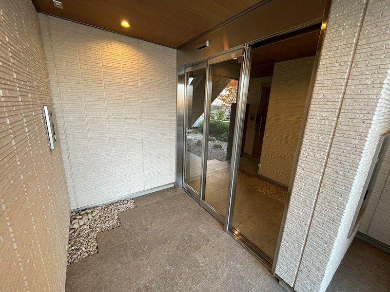 MAISON BONHEUR