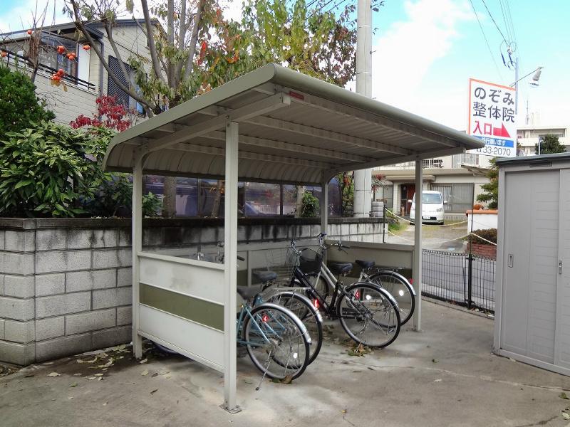 ウィステリア沢村A