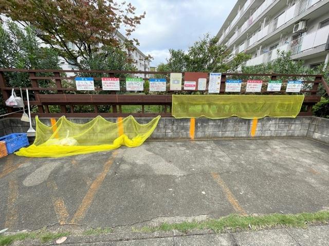 西遊馬団地3号棟