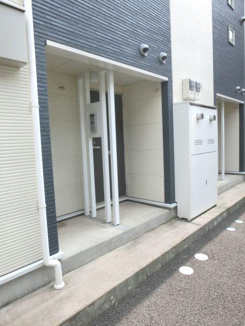 ＪＲ総武本線 四街道駅 徒歩6分 2階建 築16年