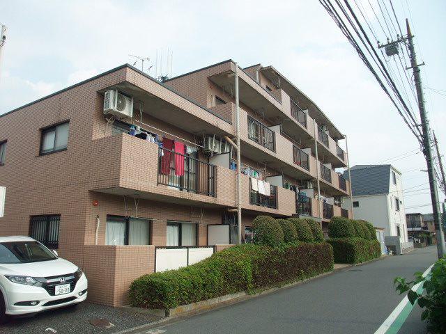 ファミーユ柳沢