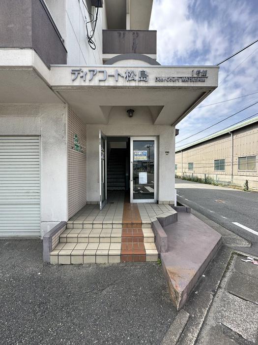 ディアコート松島1号館(1DK/2階)の外観写真