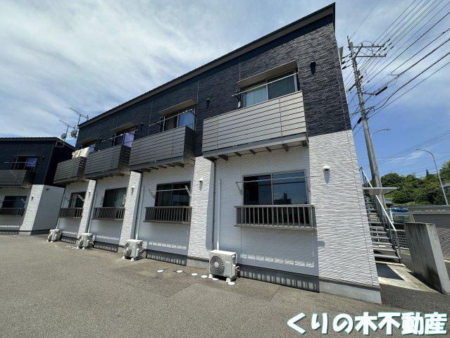 ルミウス近見 A棟