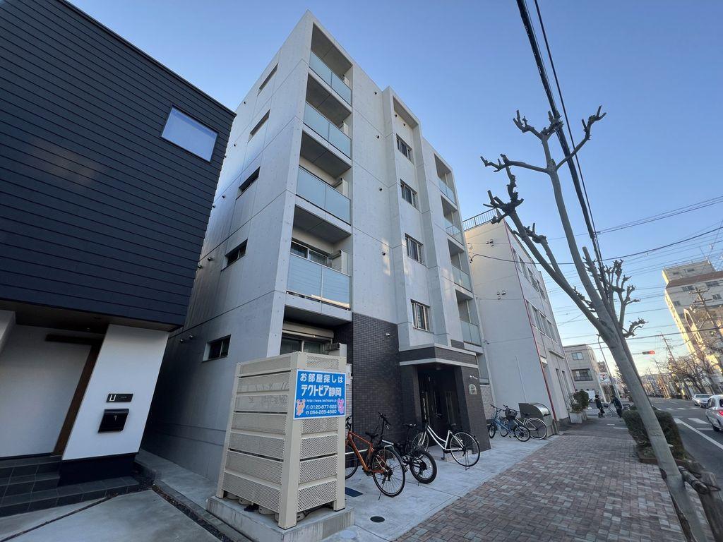 グリシーヌ駒形