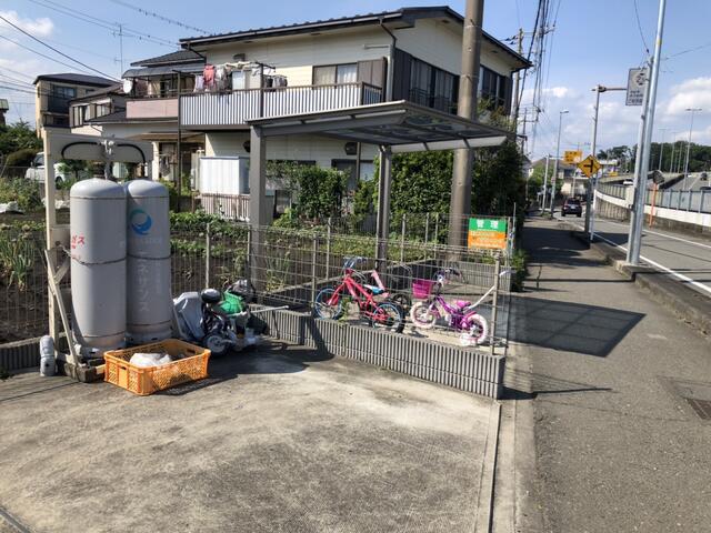 イズ シャルム