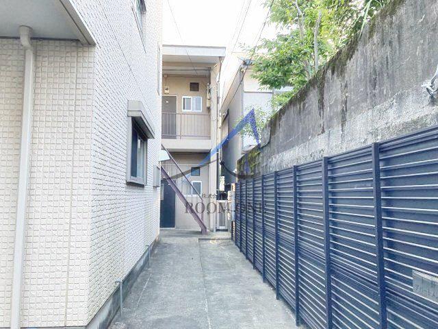 上野アパートメント