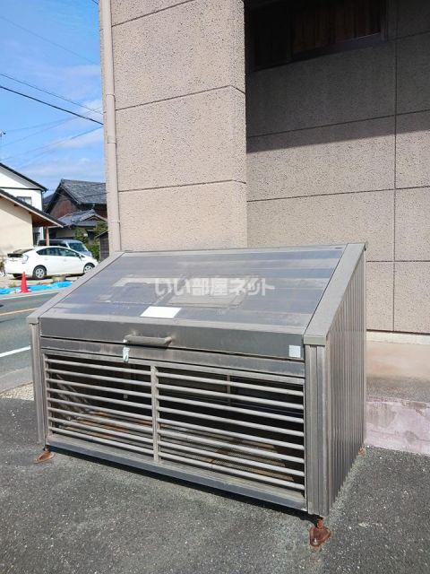 セザンヌ三谷