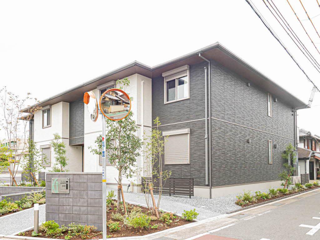 シャーメゾン プレミアス 本町