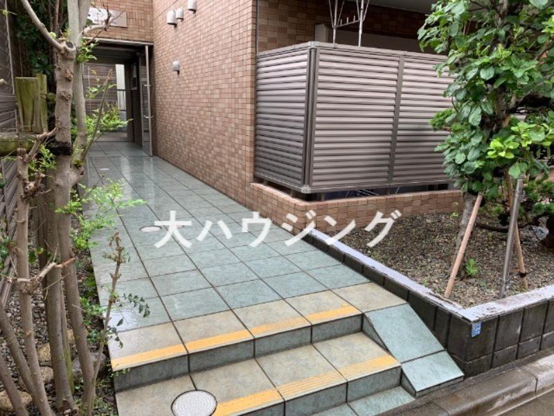 グリーンシャドー