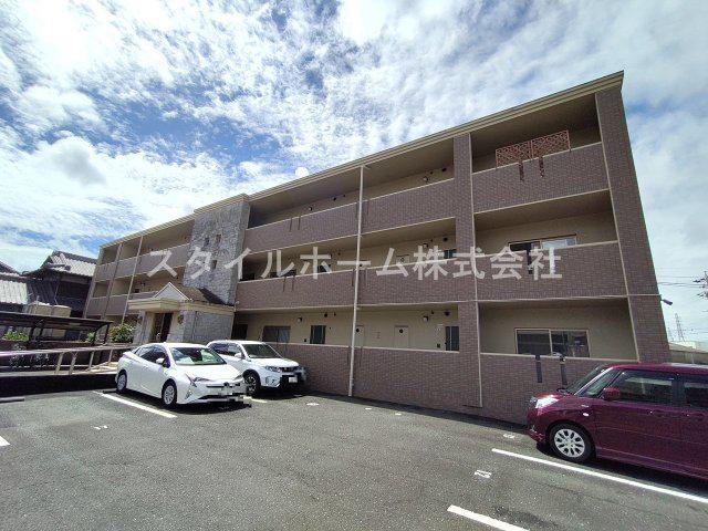 アンピレイン