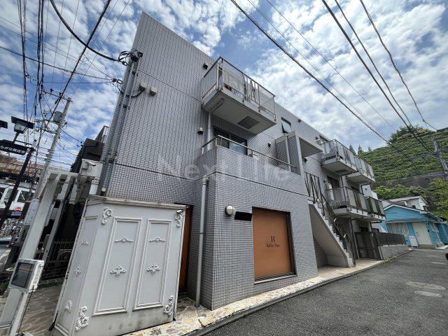プラージュ石川町