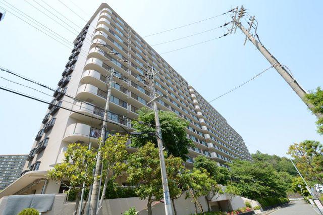 ジャルダン宝塚中山台弐番館A棟