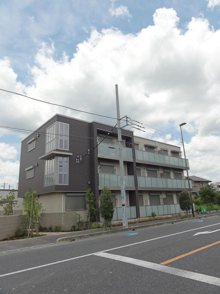 メゾン アプリコーゼ
