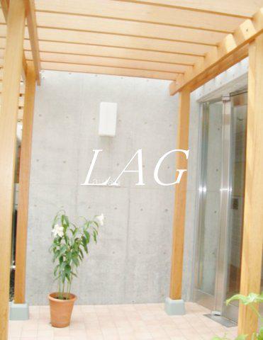LAULE A