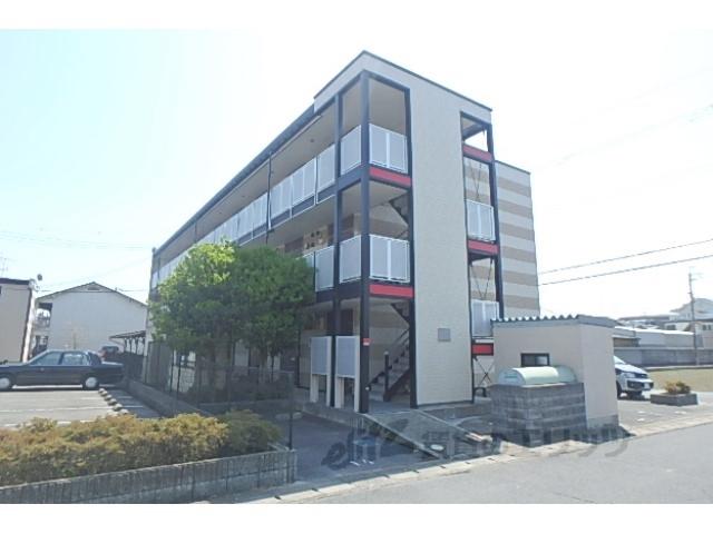 レオパレスアルモニ2番館