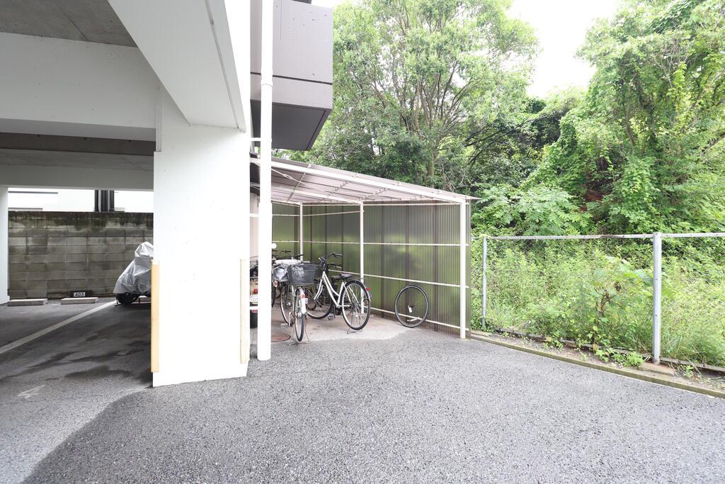 ウェッジコート中庄