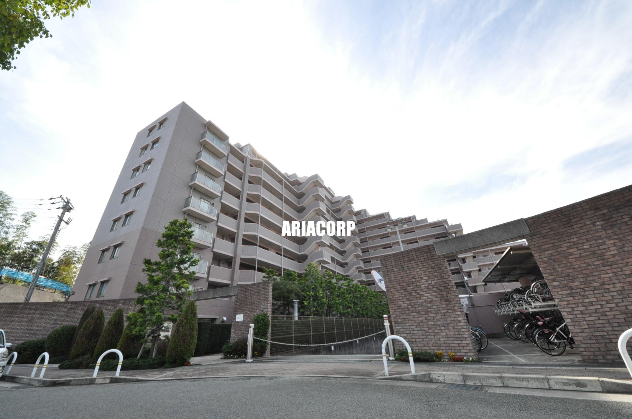 ヴィルヌーブガーデンズ千里山西