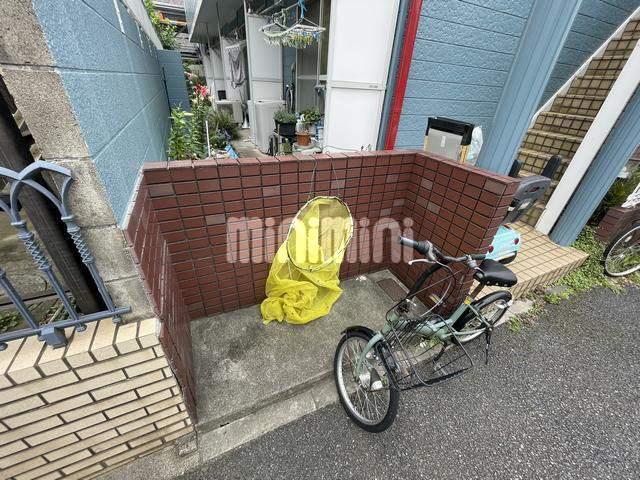 レオパレスブルースカイ