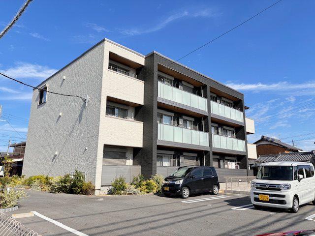 サン・ルーチェ(2LDK/1階)