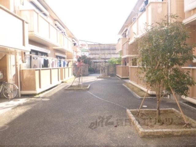 アクロポリスT