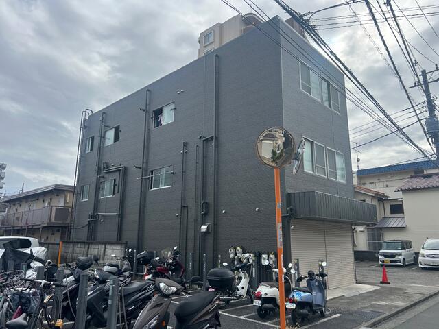 鶴間駅前ビル