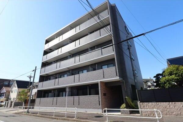 コモド桜山