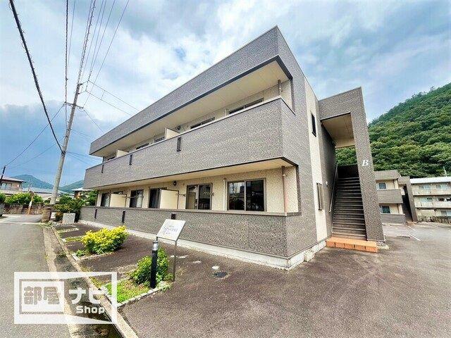 フォブール栗林南B