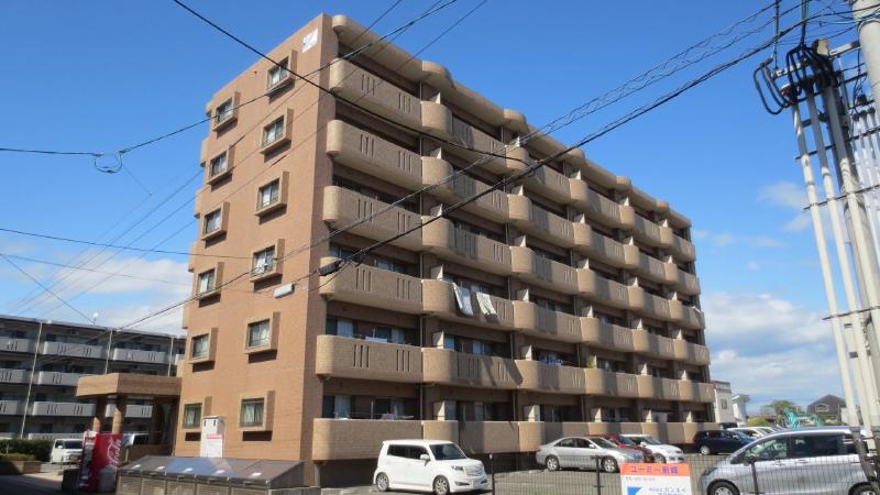 ユーミー新城